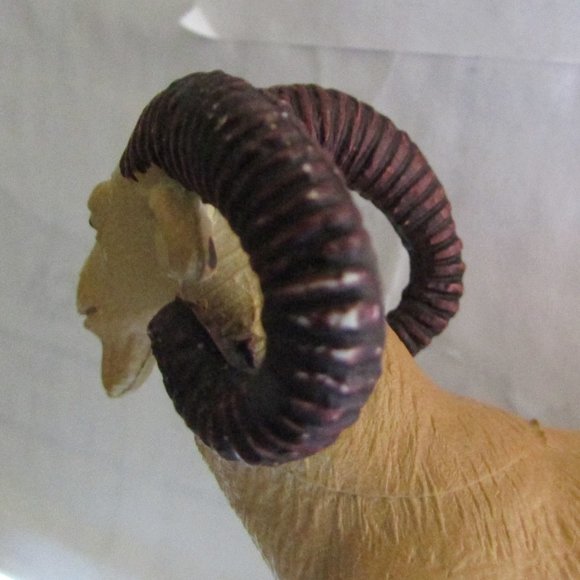 BIG HORN SHEEP Funrise 1988 Figure 3.5" tall REALISTIC - Picture 10 of 14